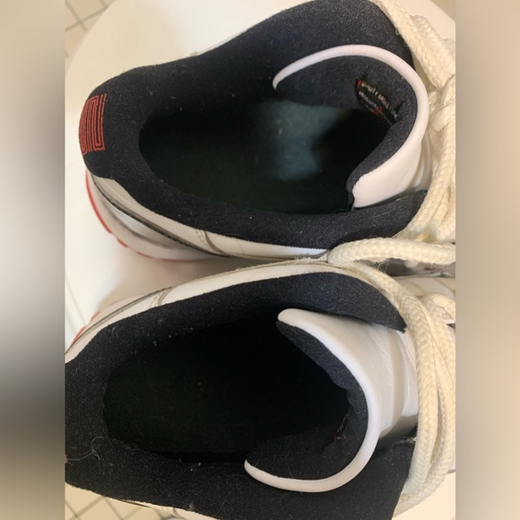 Concord bred Jordan 11 size 10 - Picture 9 of 10